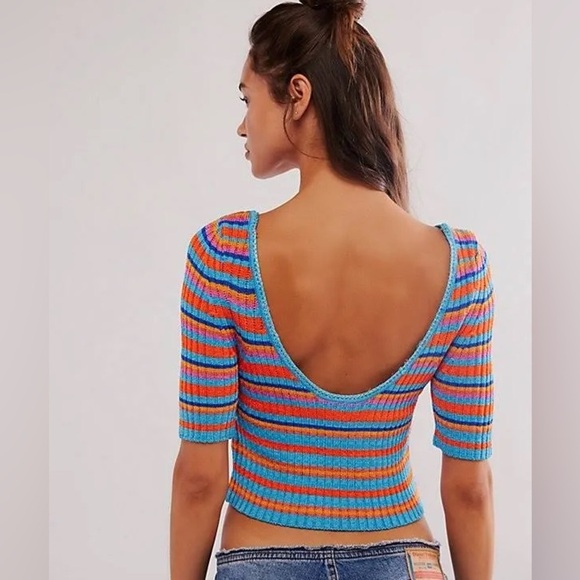 FREE PEOPLE Textured Short Sleeves Crop Sweater Striped Size Medium NWT - Picture 2 of 7